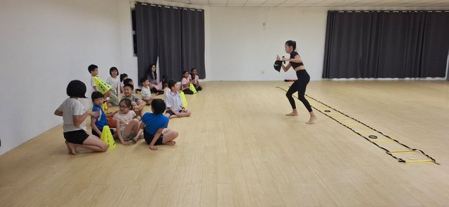 Omni Kinetic studio